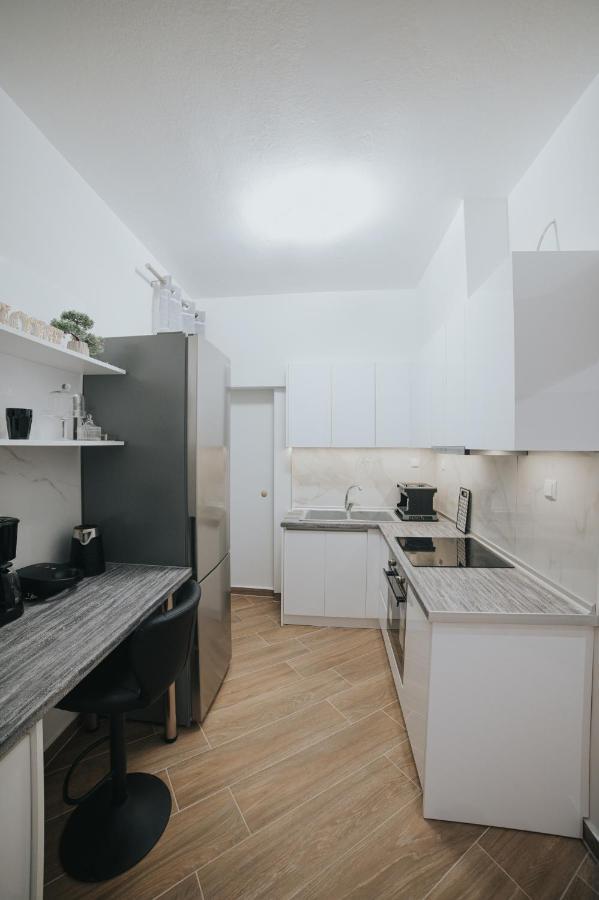 Comfy And Stylish Apartment Θεσσαλονίκη Εξωτερικό φωτογραφία
