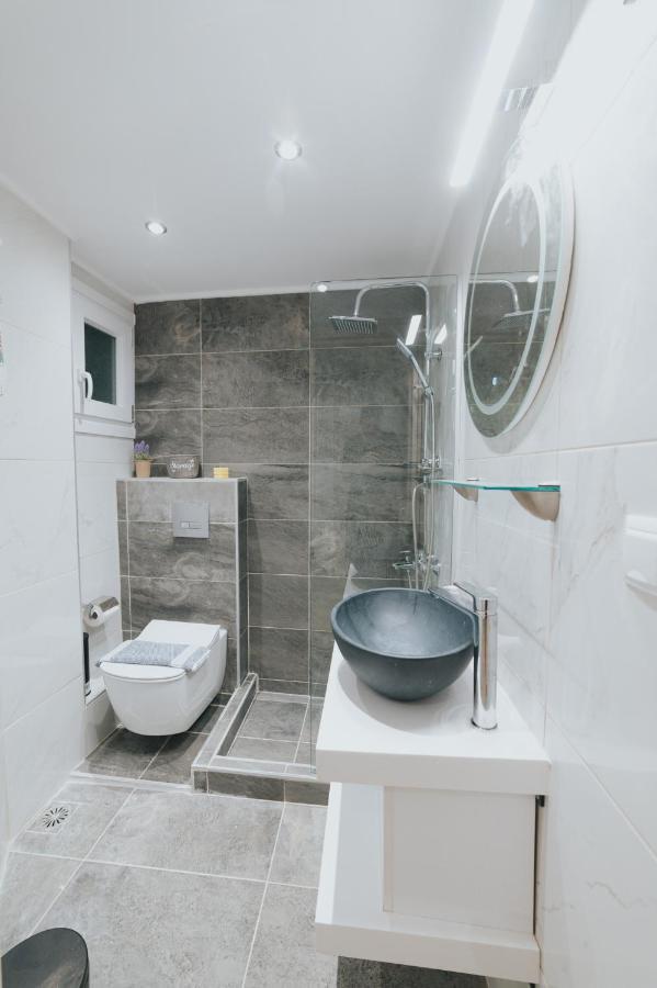 Comfy And Stylish Apartment Θεσσαλονίκη Εξωτερικό φωτογραφία